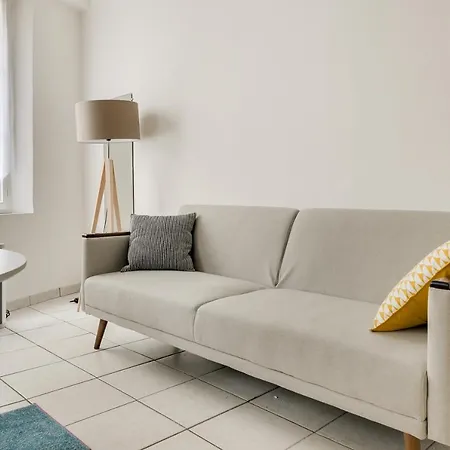 Cosy Studio Avec Coin Nuit A 200 Metres Du Palais Des Festivals Appartement