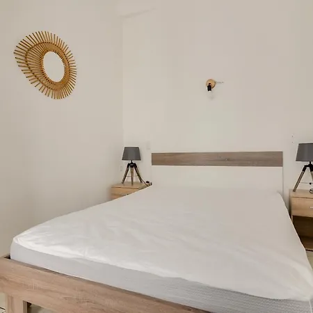 Cosy Studio Avec Coin Nuit A 200 Metres Du Palais Des Festivals Appartement Cannes