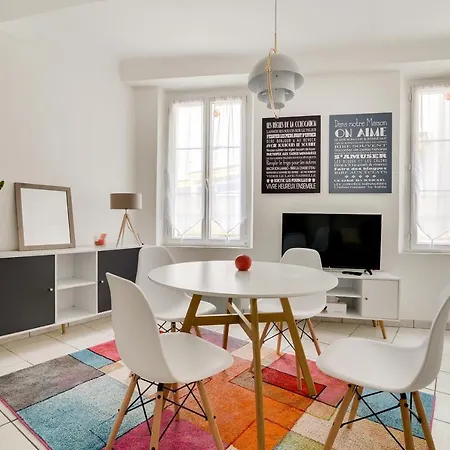 Cosy Studio Avec Coin Nuit A 200 Metres Du Palais Des Festivals Apartment